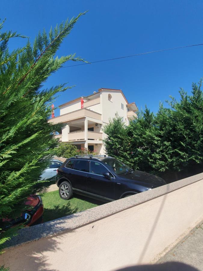 Apartments Arbis Lopar Exterior foto