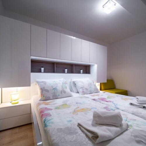 Apartments Arbis Lopar Quarto foto