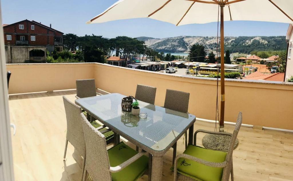 Apartments Arbis Lopar Exterior foto