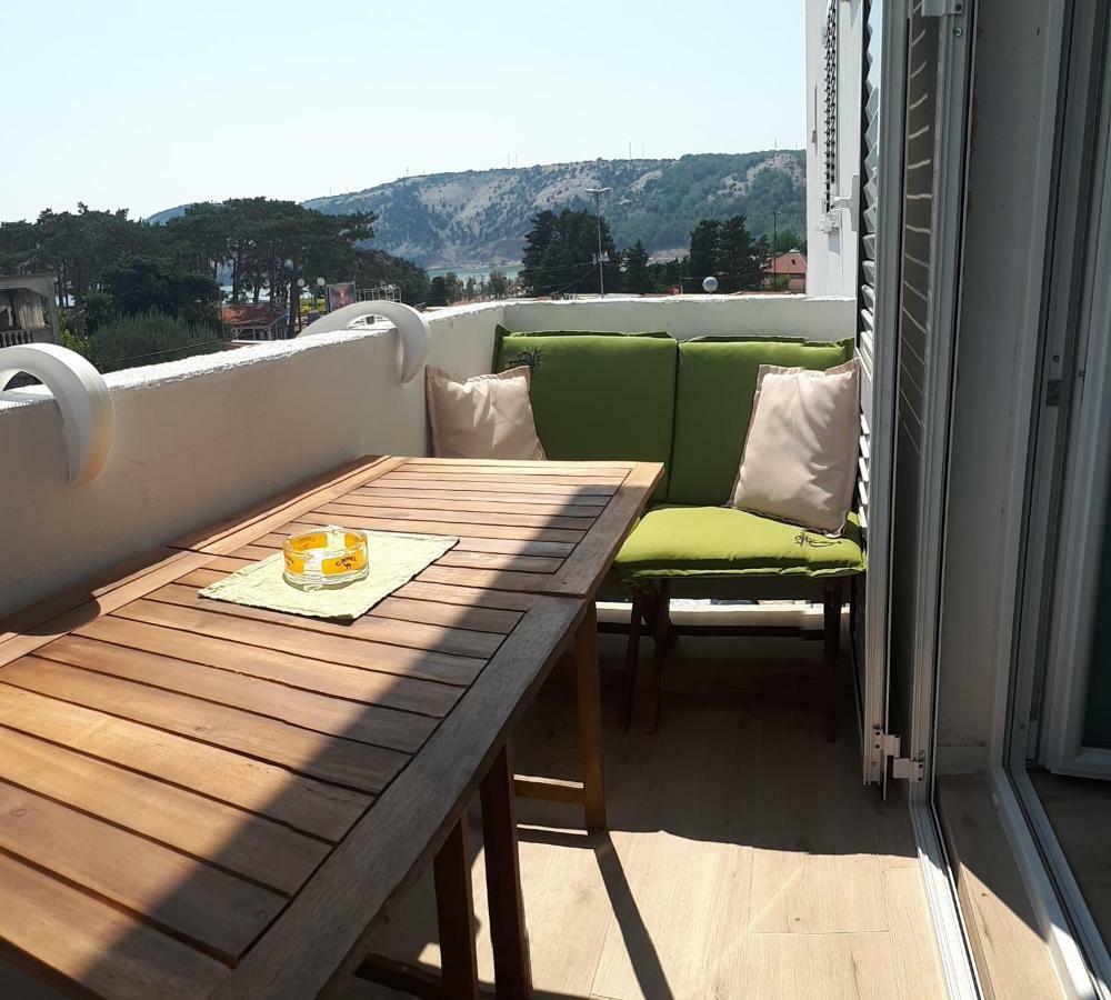 Apartments Arbis Lopar Exterior foto